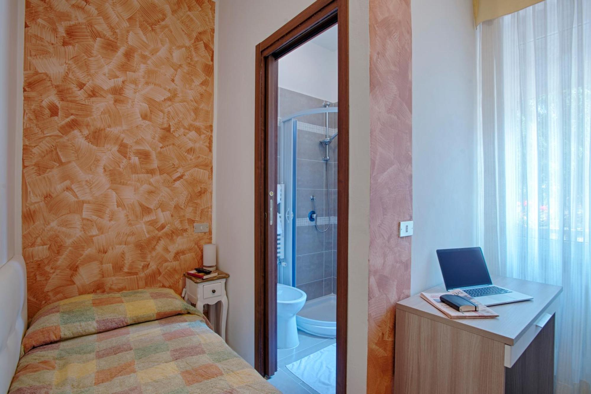 Locanda San Biagio Misano Adriatico Værelse billede