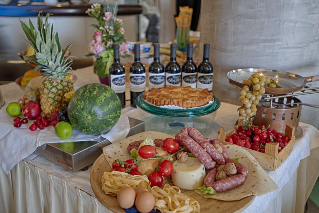 Locanda San Biagio Misano Adriatico Eksteriør billede