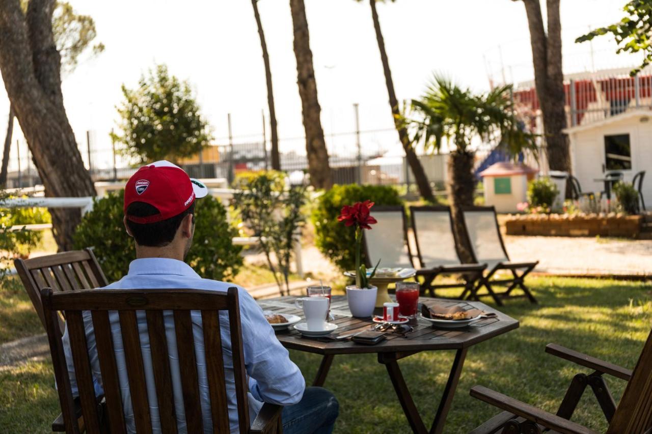 Locanda San Biagio Misano Adriatico Eksteriør billede