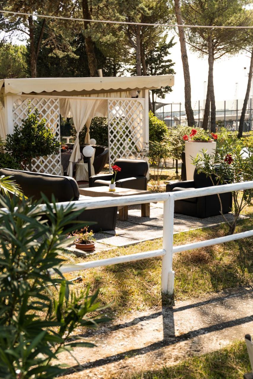 Locanda San Biagio Misano Adriatico Eksteriør billede