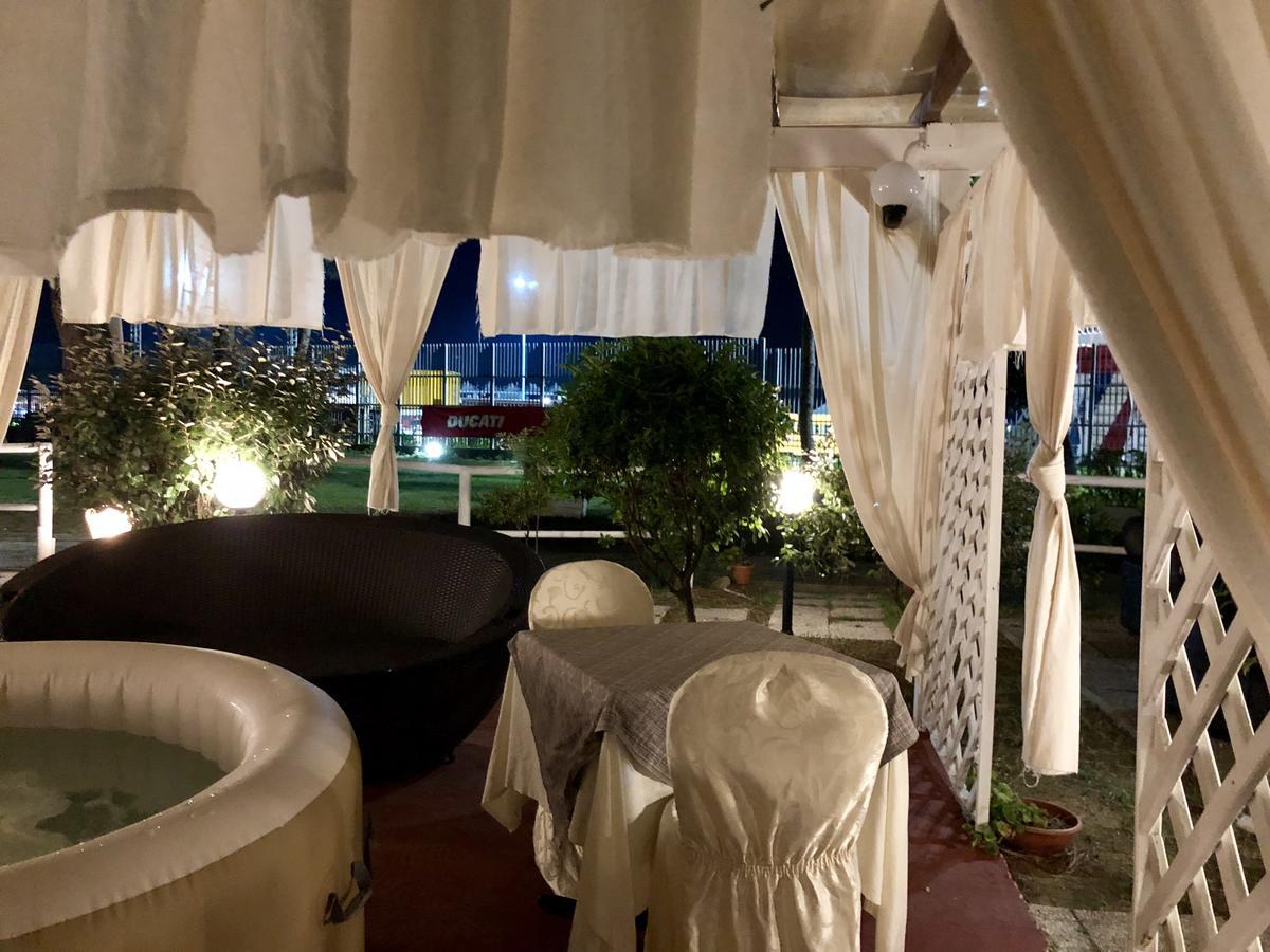 Locanda San Biagio Misano Adriatico Eksteriør billede